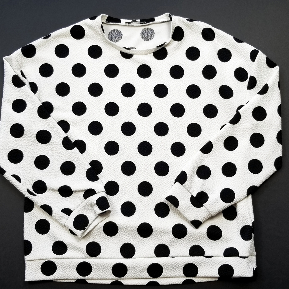 {Zara} Oversized Light Polka Dot Sweatshirt